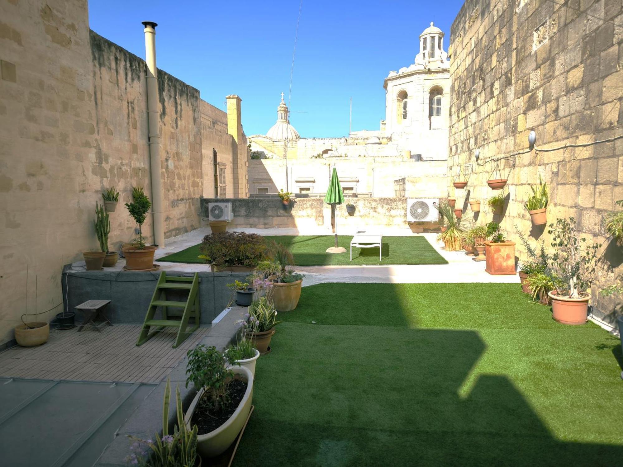 Stunning Valletta 3 Bedroom Town House Esterno foto
