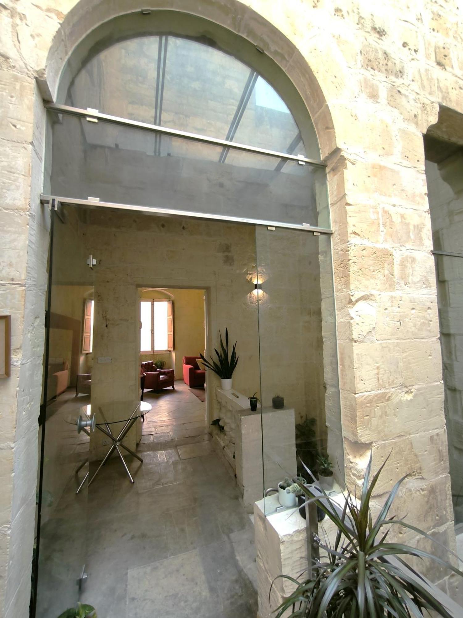 Stunning Valletta 3 Bedroom Town House Esterno foto