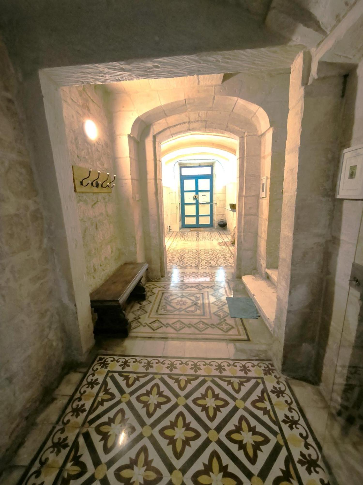 Stunning Valletta 3 Bedroom Town House Esterno foto